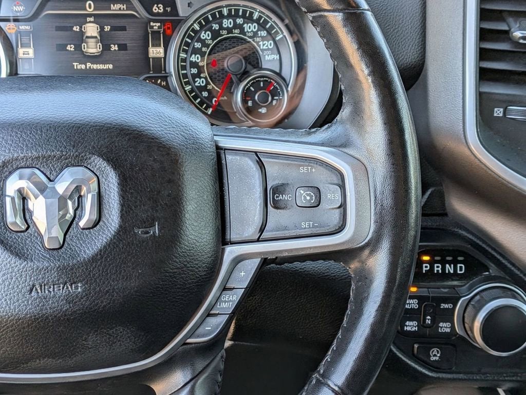 2021 RAM 1500 Big Horn Crew Cab 4x4 5'7" Box