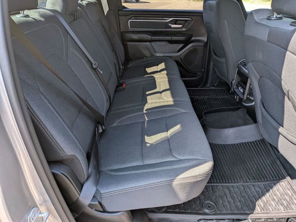 2021 RAM 1500 Big Horn Crew Cab 4x4 5'7" Box