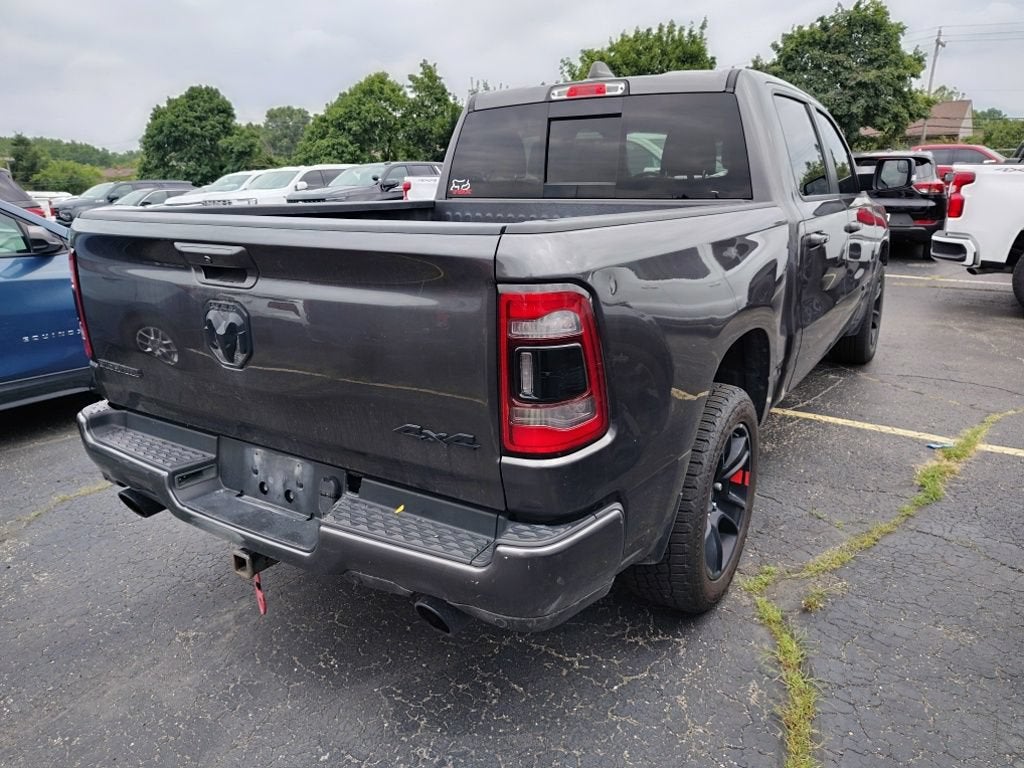2021 RAM 1500 Big Horn Crew Cab 4x4 5'7" Box