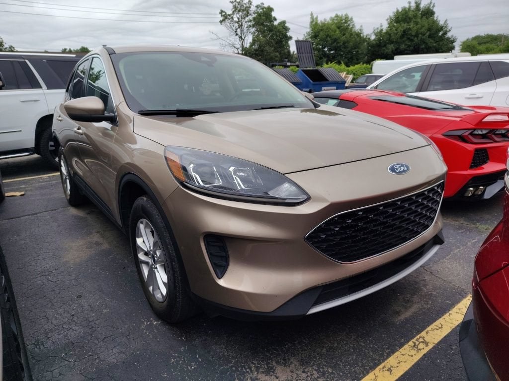 2020 Ford Escape SE