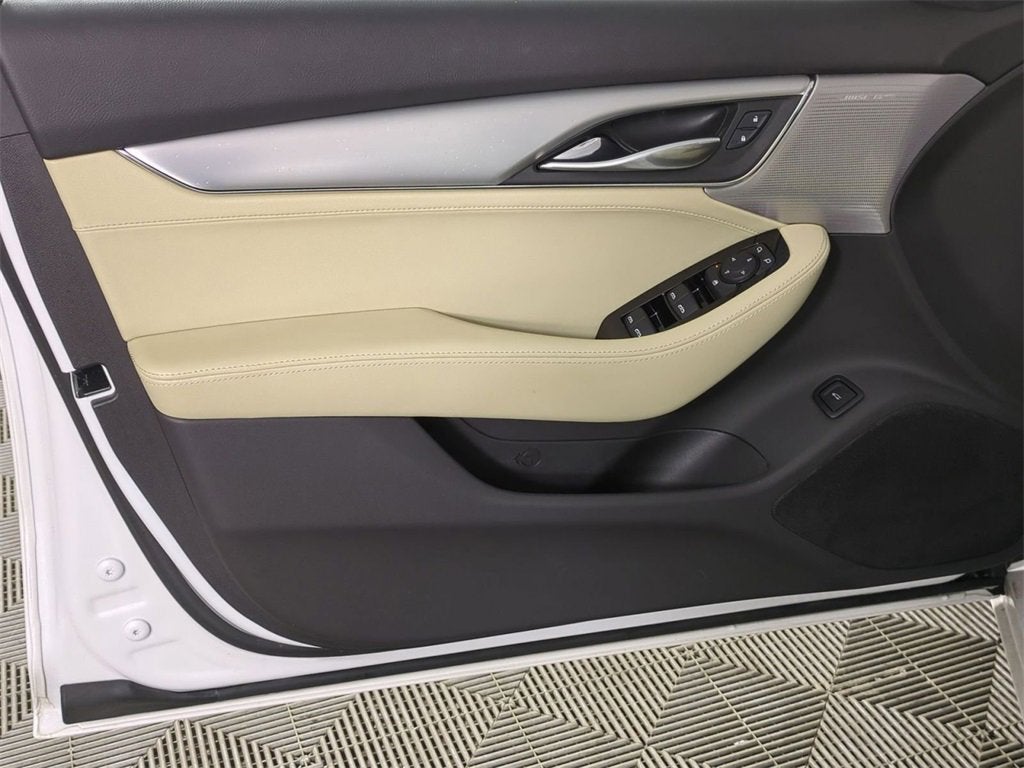 2023 Cadillac CT5 Luxury