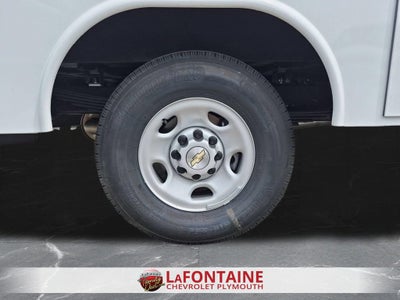 2026 Chevrolet Express Cutaway 3500 1WT