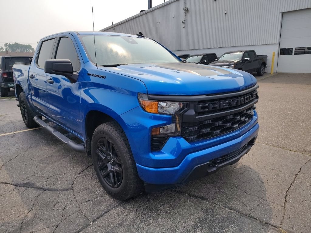 2023 Chevrolet Silverado 1500 Custom