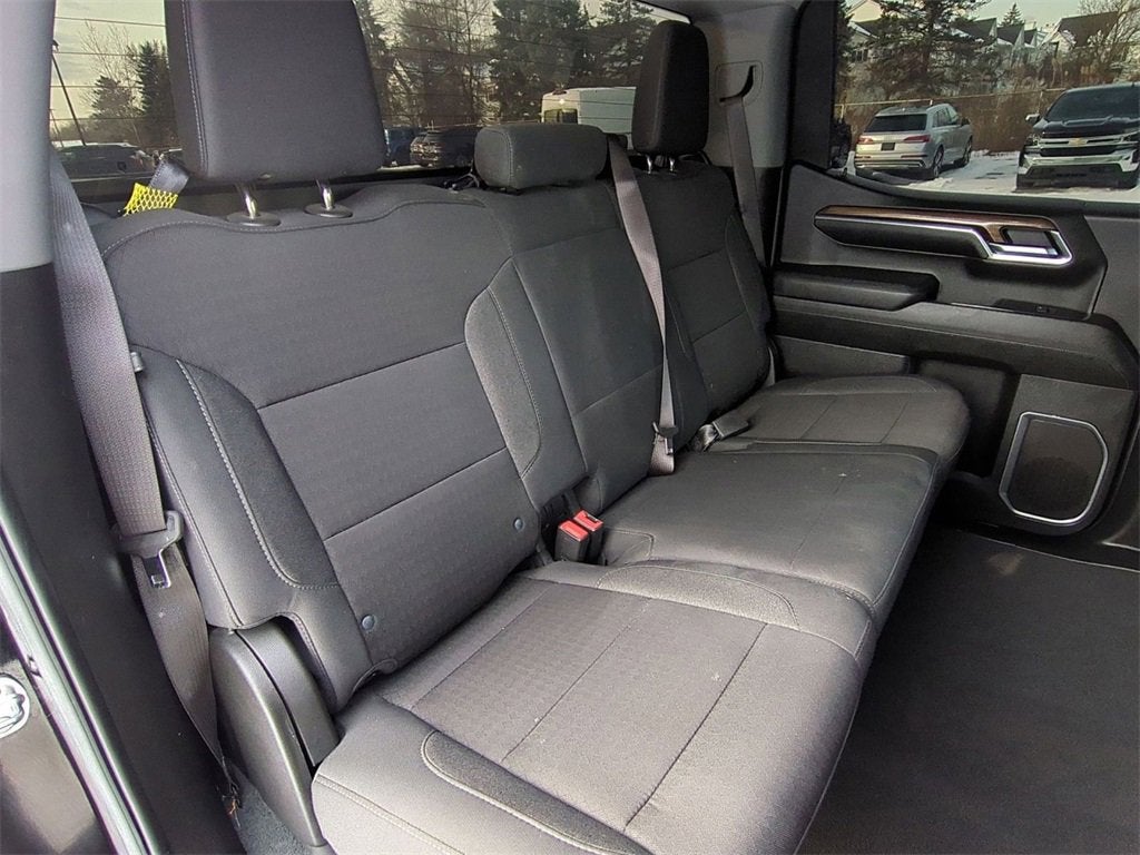 2024 Chevrolet Silverado 1500 LT (2FL)