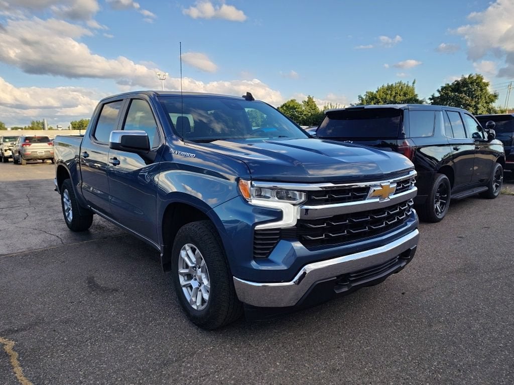 2024 Chevrolet Silverado 1500 LT (2FL)