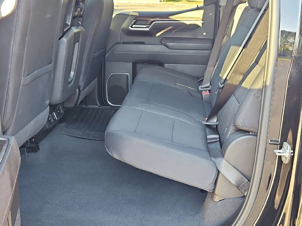 2025 Chevrolet Silverado 1500 LT (2FL)
