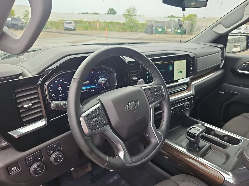 2025 Chevrolet Silverado 1500 RST