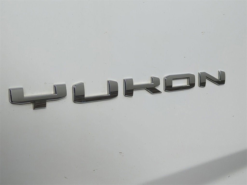 2022 GMC Yukon XL SLE