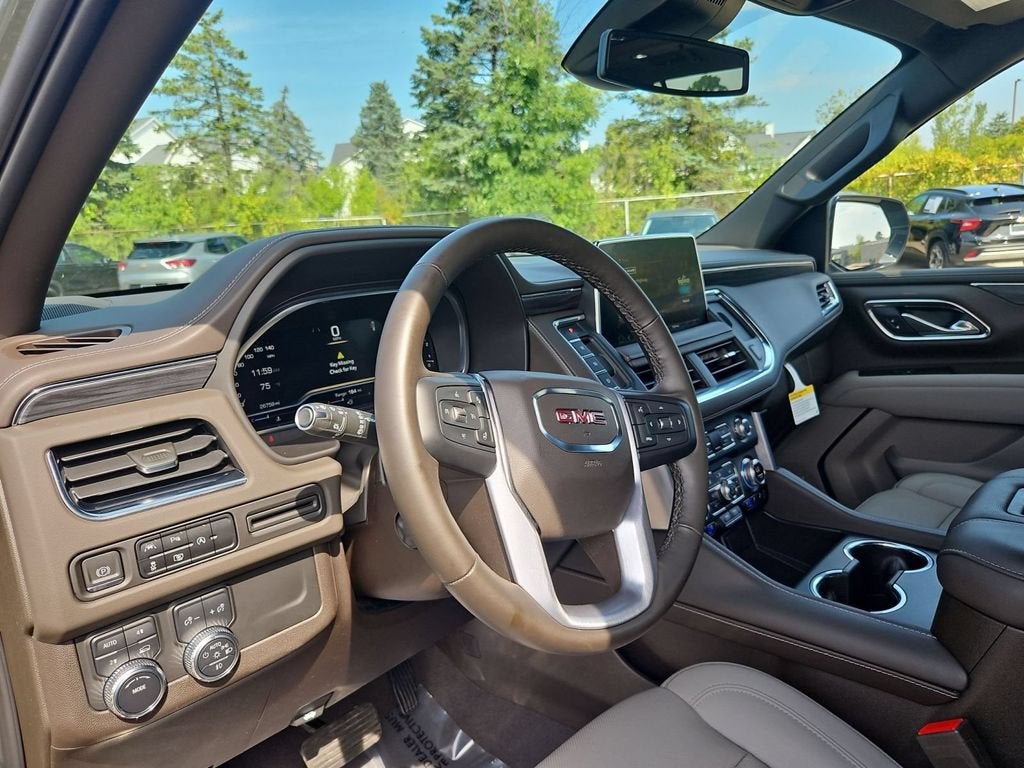 2023 GMC Yukon XL SLT
