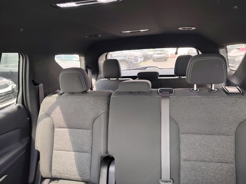 2024 Chevrolet Traverse LS