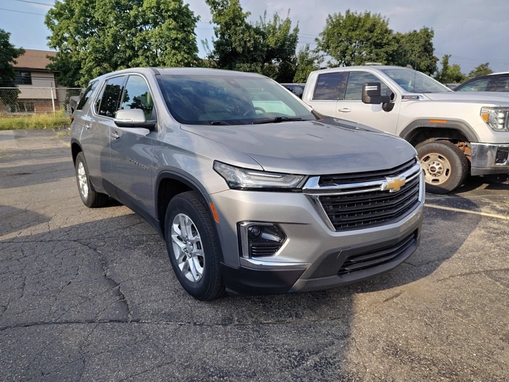 2023 Chevrolet Traverse LS