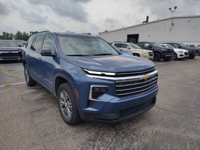2024 Chevrolet Traverse LT