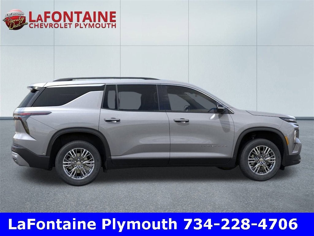 2025 Chevrolet Traverse LT