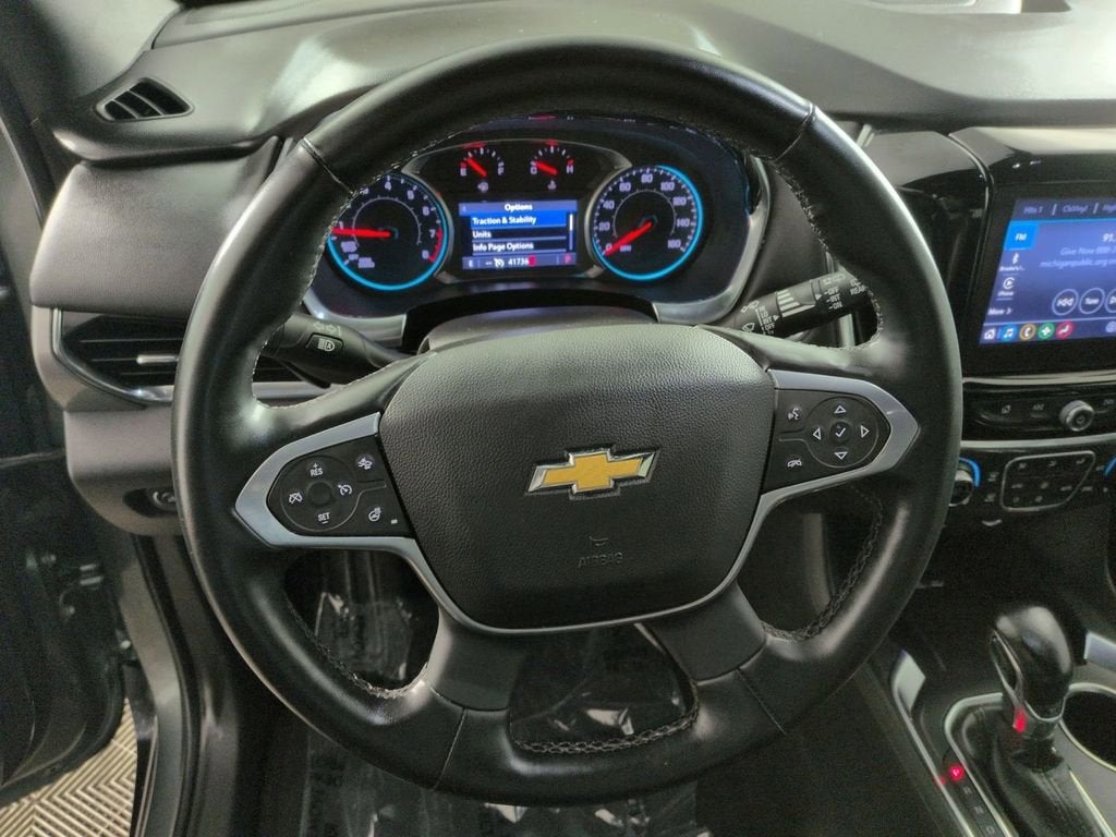 2023 Chevrolet Traverse LT Leather