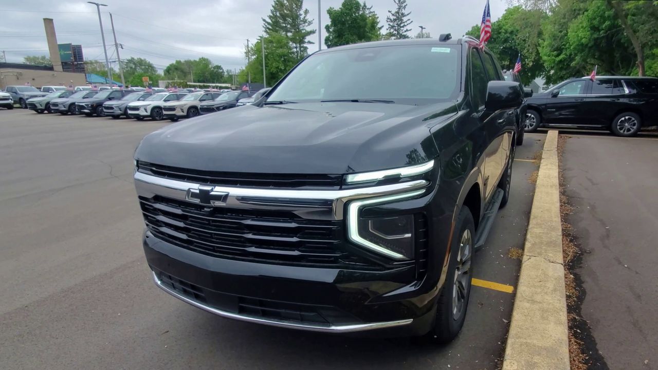 2026 Chevrolet Tahoe LS