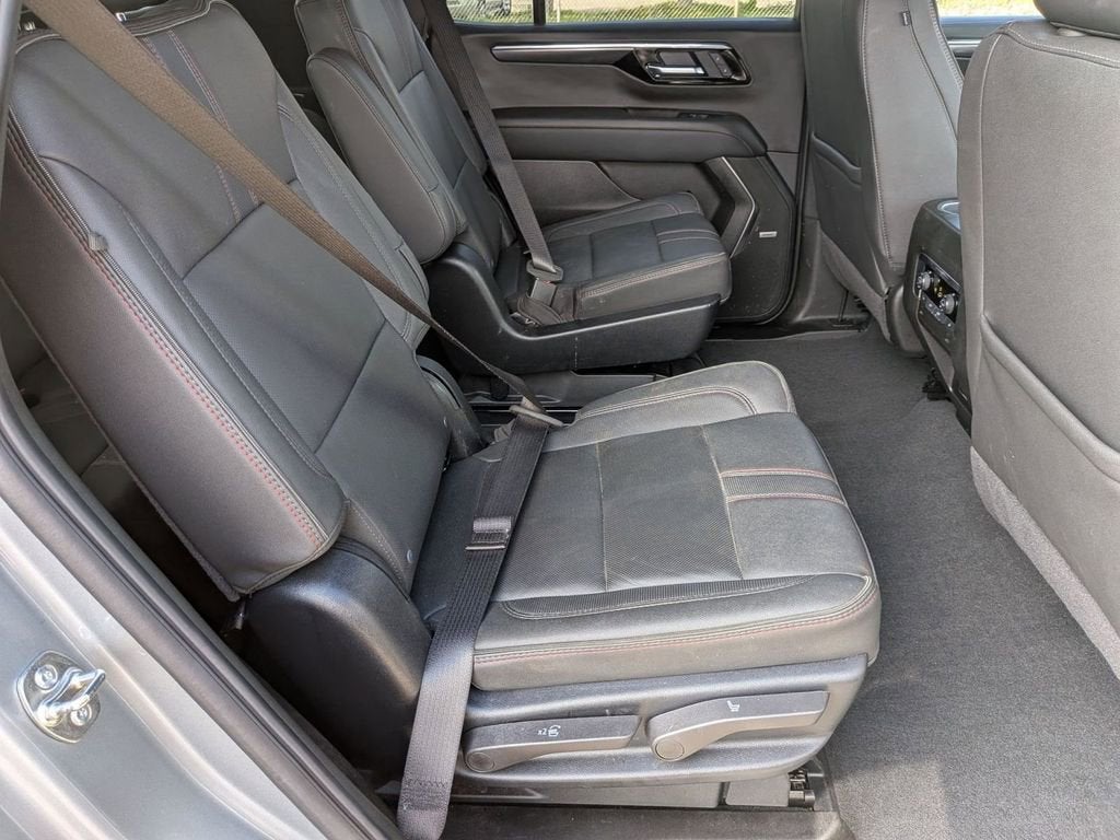 2025 Chevrolet Tahoe RST