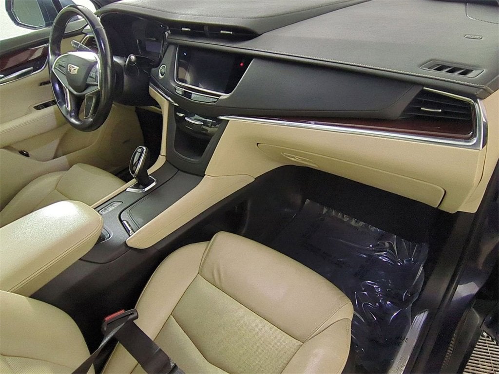 2019 Cadillac XT5 Luxury AWD