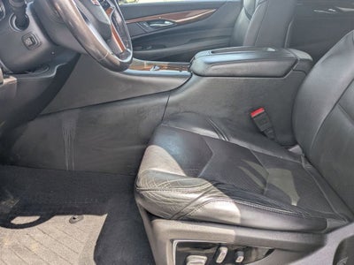 2018 Cadillac Escalade ESV Luxury