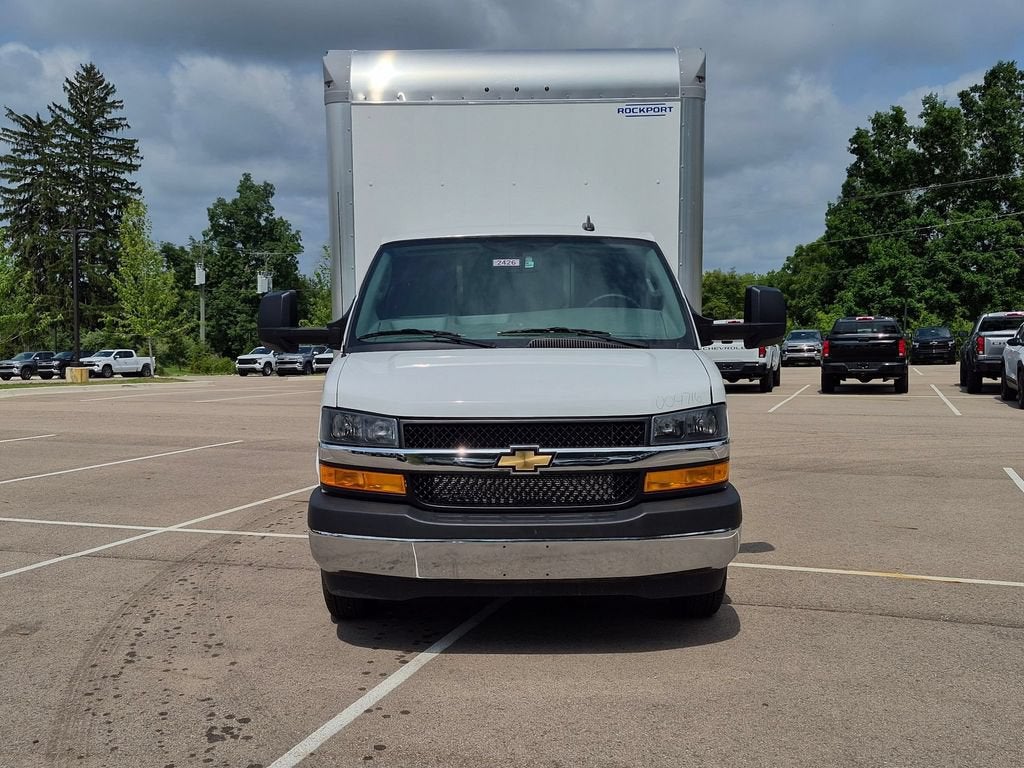 2026 Chevrolet Express Cutaway 4500 2WT