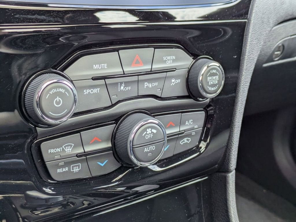 2022 Chrysler 300 S