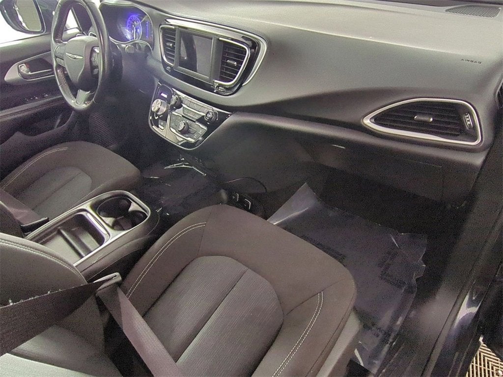 2020 Chrysler Pacifica Touring