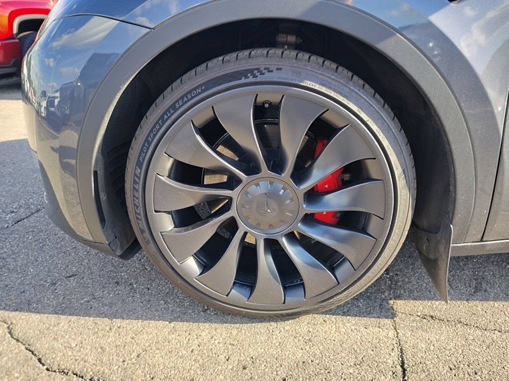 2022 Tesla Model Y Performance Dual Motor All-Wheel Drive